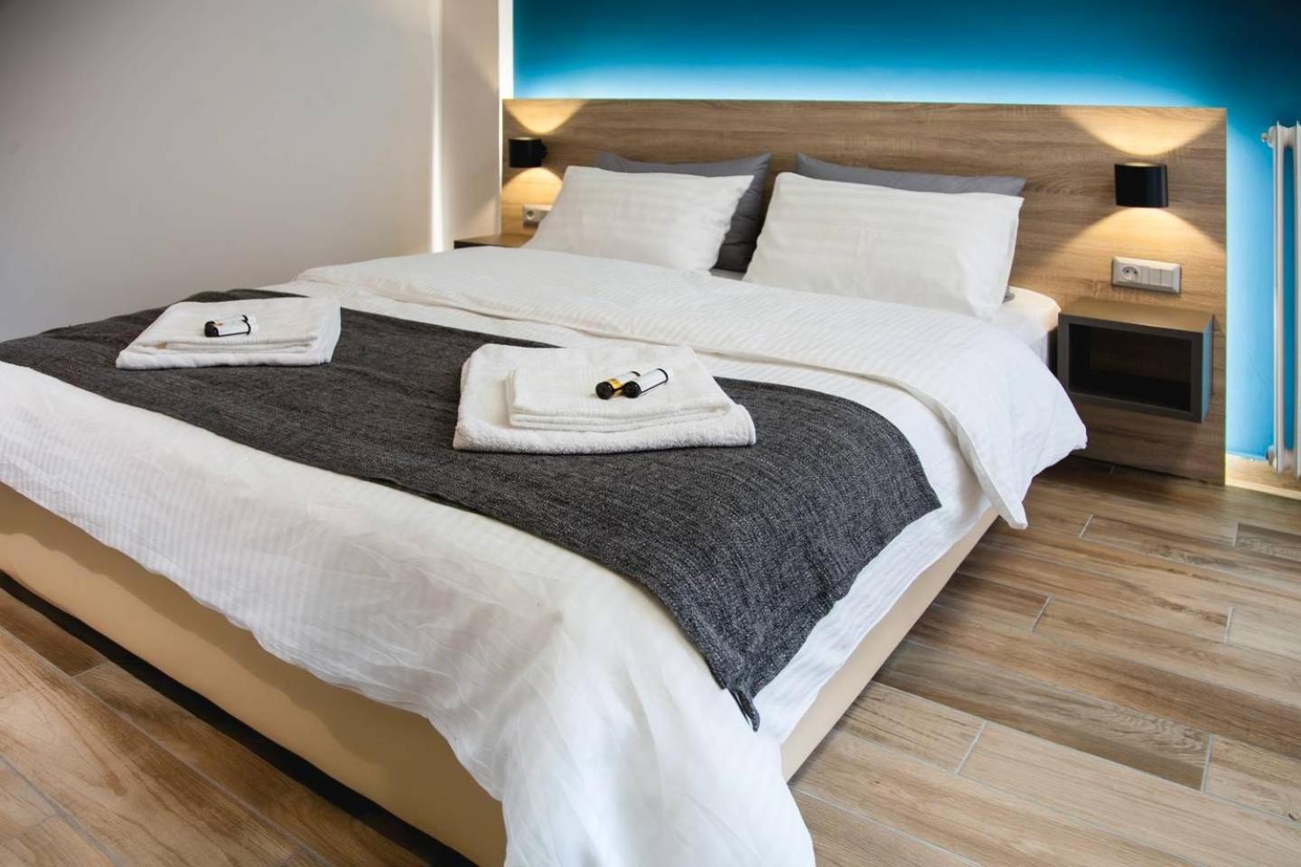 Toni's Cosy Next To Syntagma Square